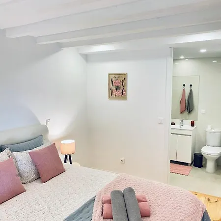 アパート Porto Wine Loft Duplex With Swimming Pool ヴィラ・ノヴァ・デ・ガイア