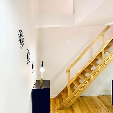 아파트 Porto Wine Loft Duplex With Swimming Pool *