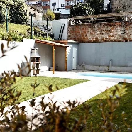 Porto Wine Loft Duplex With Swimming Pool 加亚新城