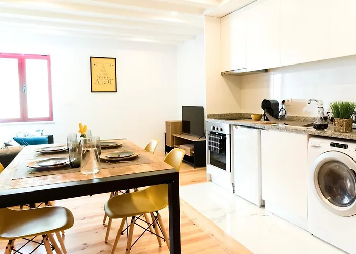 Porto Wine Loft Duplex With Swimming Pool דירה וילה נובה דה גאיה